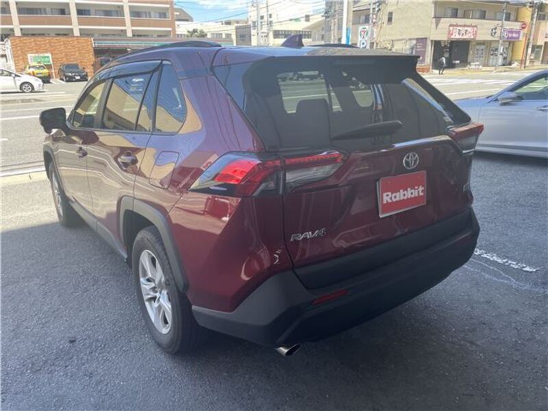 RAV4