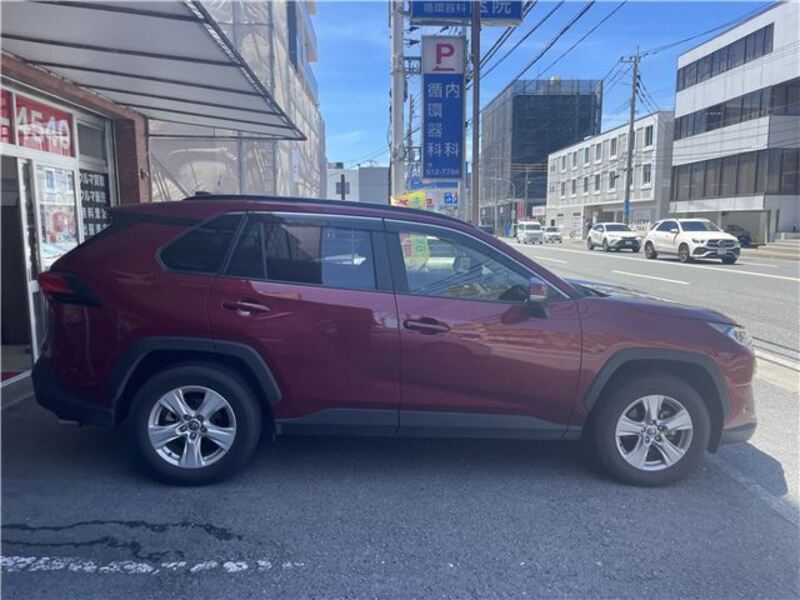 RAV4