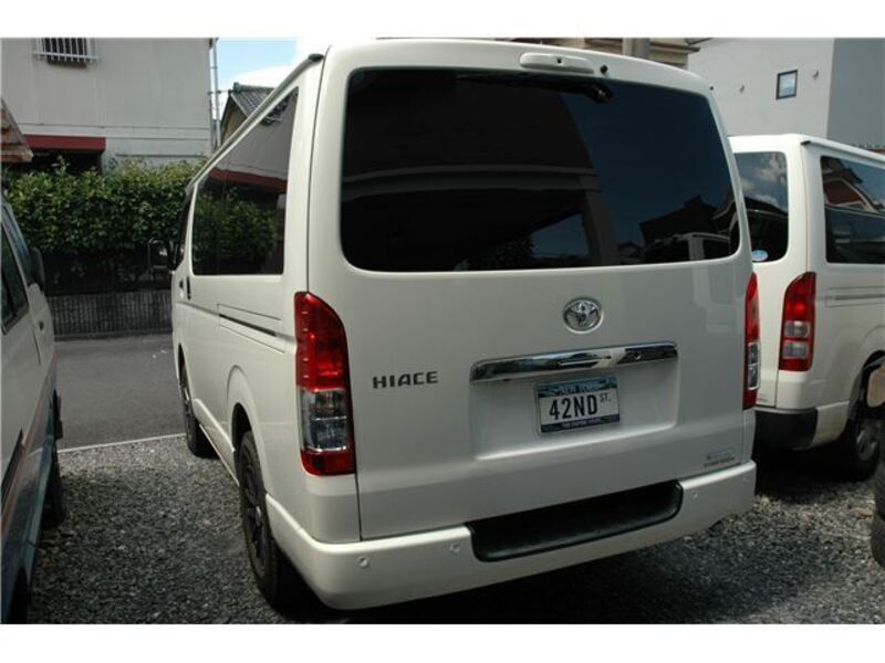 HIACE VAN