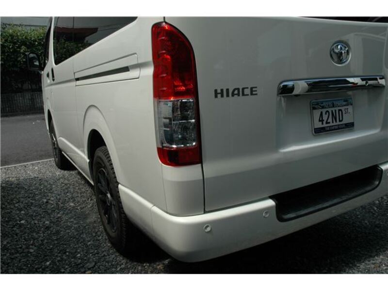 HIACE VAN