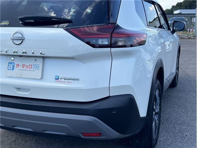 X-TRAIL