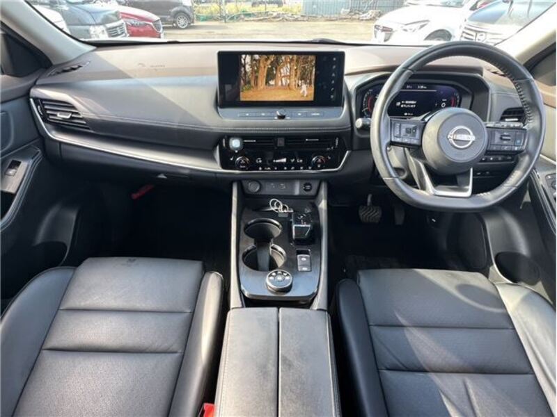 X-TRAIL