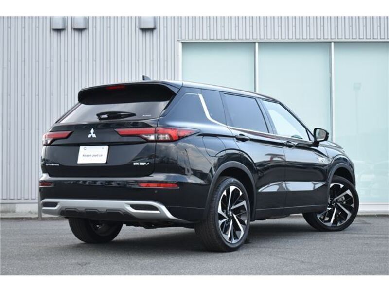 OUTLANDER PHEV