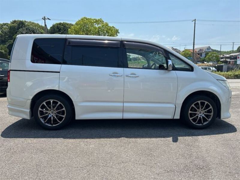 DELICA D5