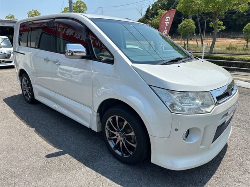 DELICA D5