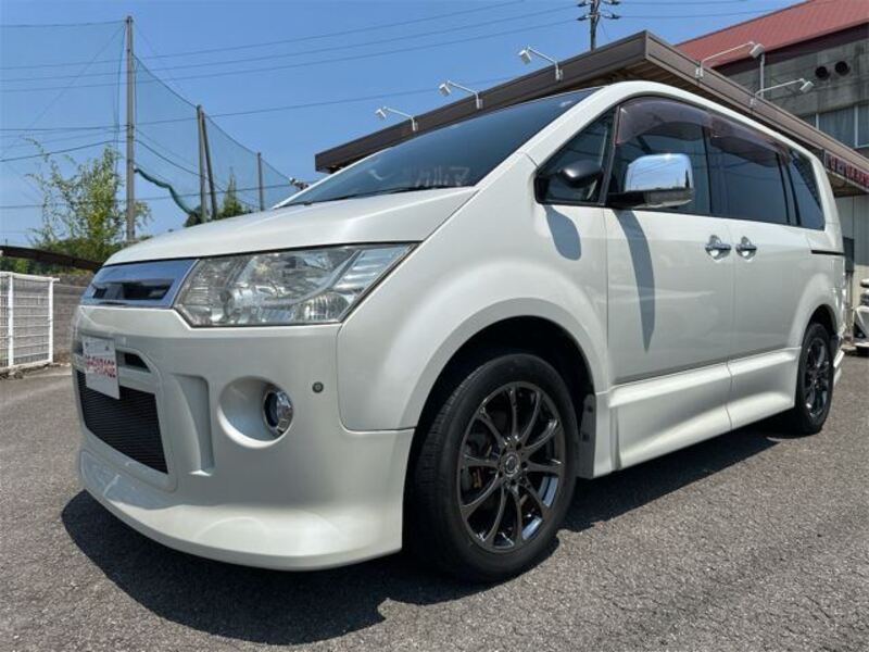 DELICA D5