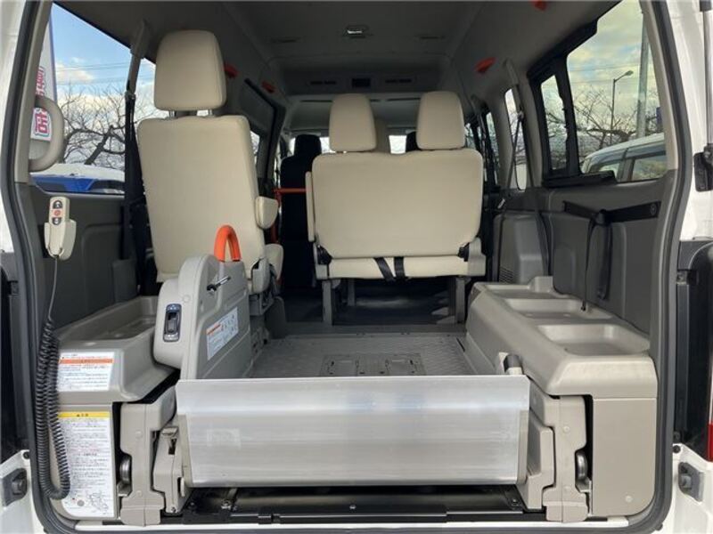 NV350 CARAVAN