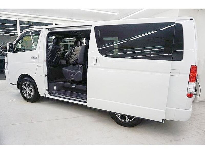 HIACE