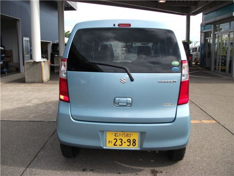 WAGON R