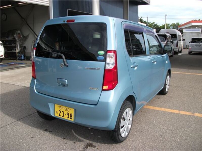 WAGON R