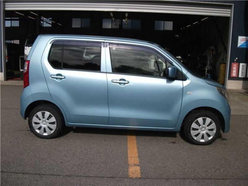 WAGON R
