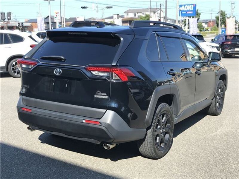 RAV4