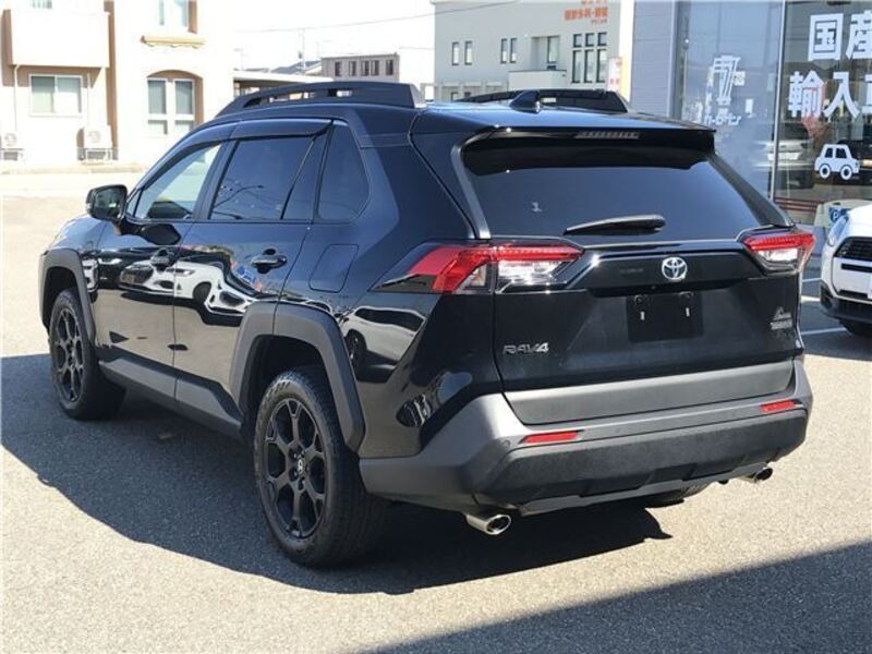 RAV4