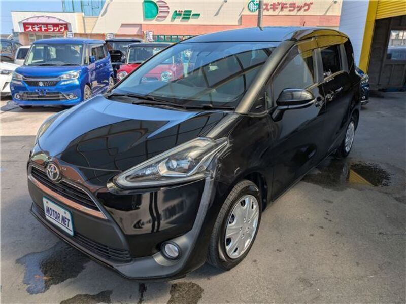 TOYOTA SIENTA