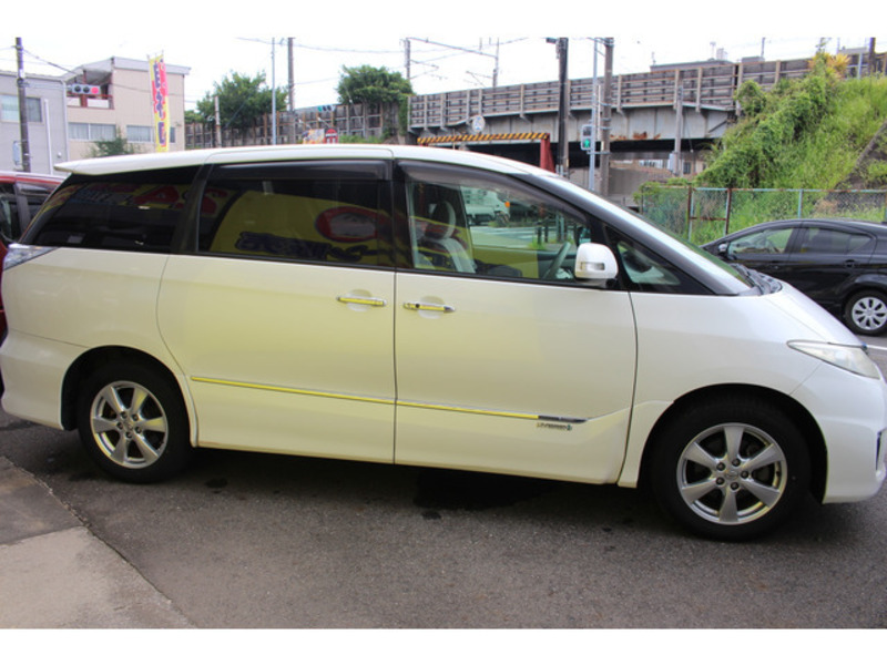 ESTIMA HYBRID
