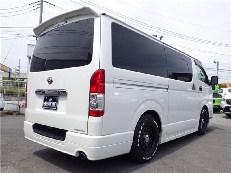 HIACE