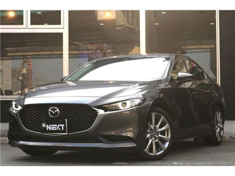 MAZDA3-0