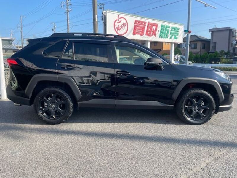 RAV4
