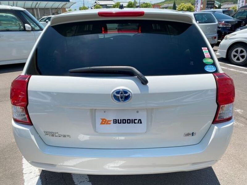 COROLLA FIELDER