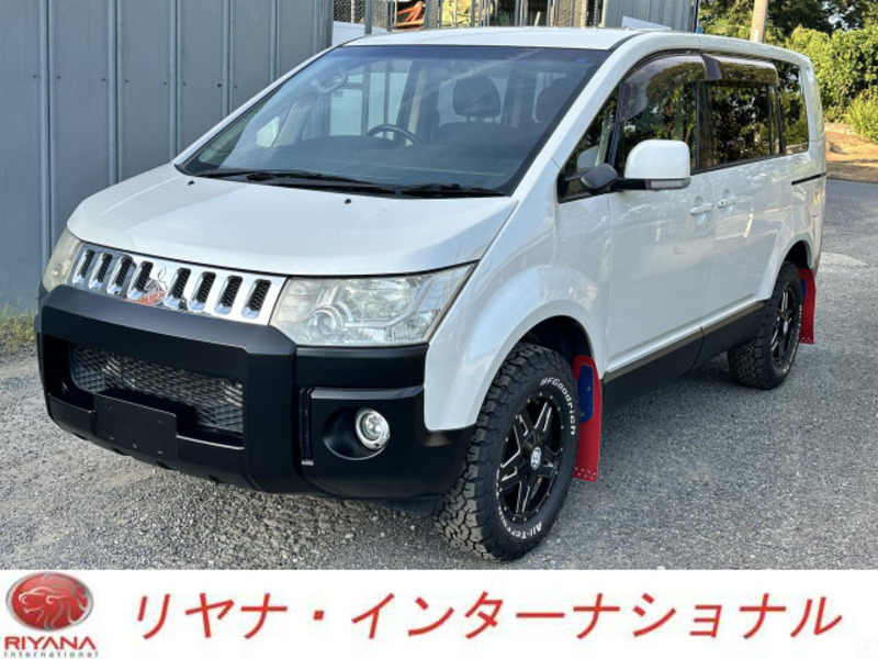 MITSUBISHI DELICA D5