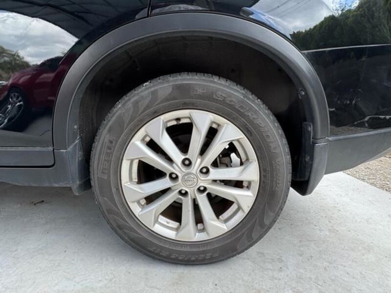 X-TRAIL