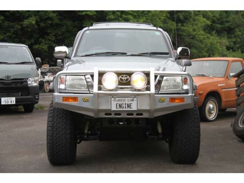 HILUX