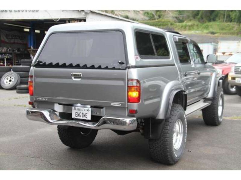 HILUX
