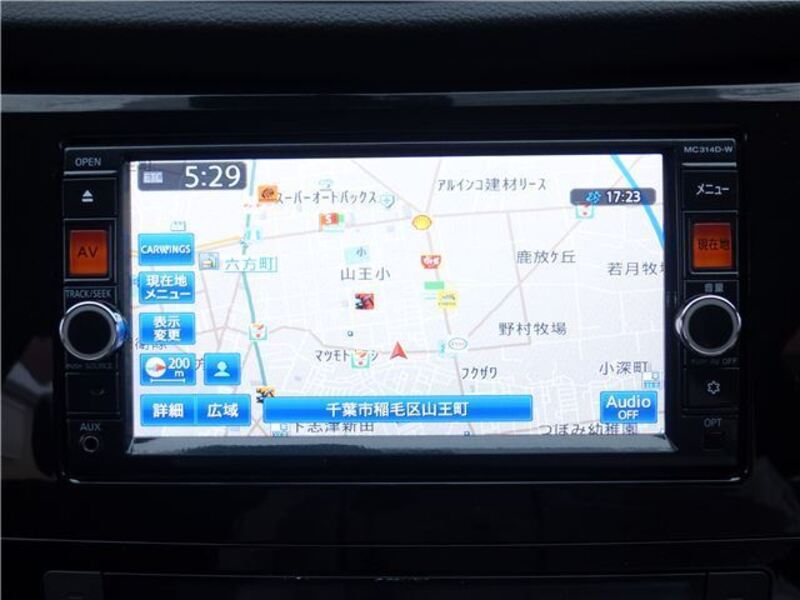 X-TRAIL