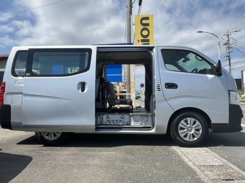NV350 CARAVAN