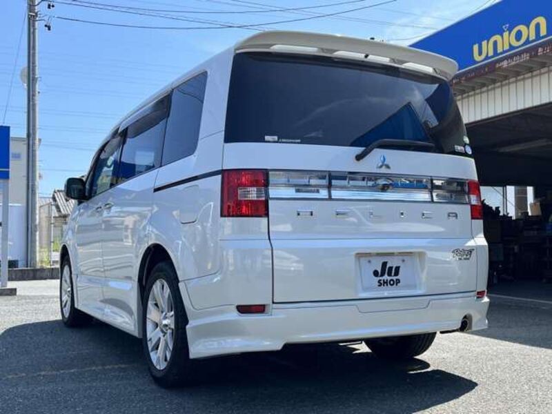 DELICA D5