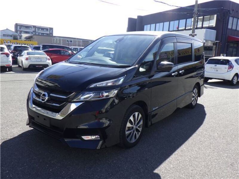 NISSAN SERENA