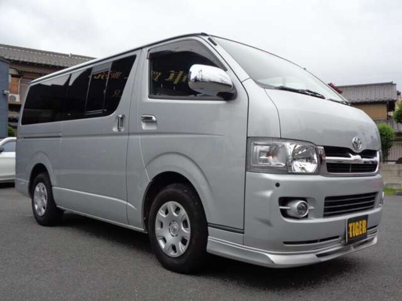 HIACE VAN