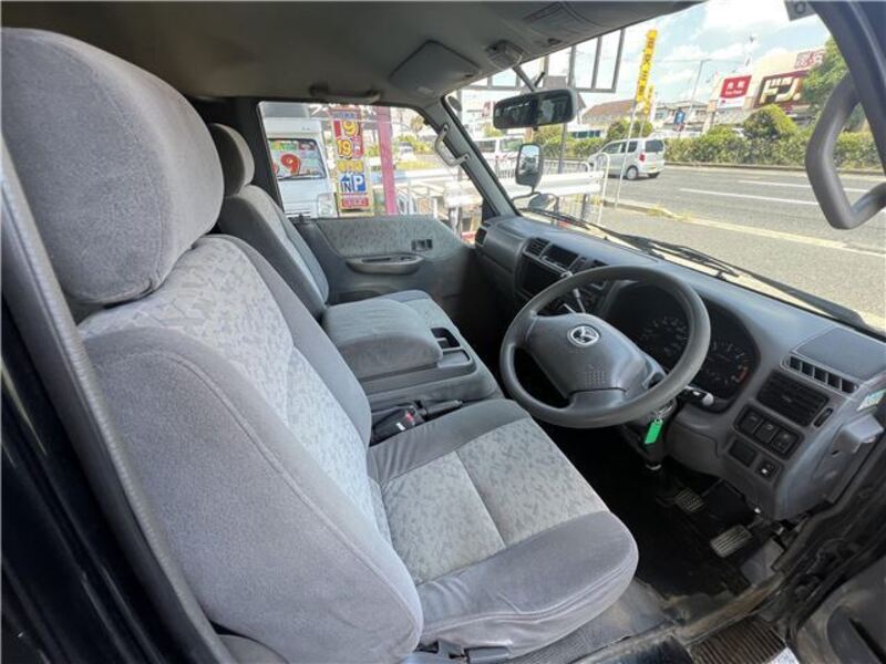 BONGO VAN