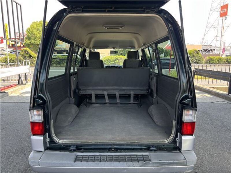 BONGO VAN