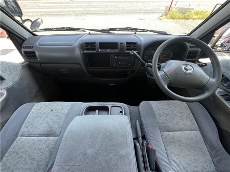 BONGO VAN