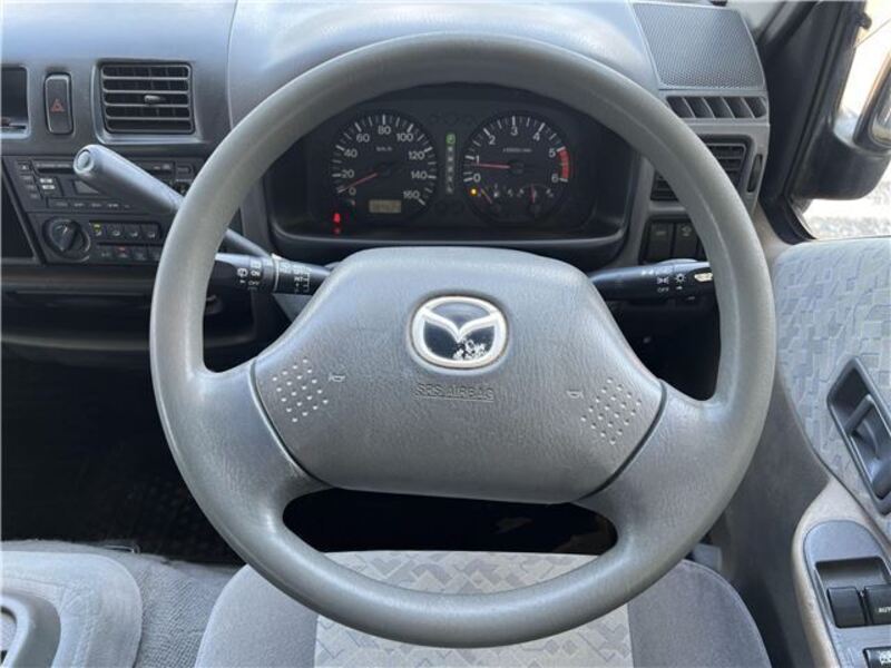 BONGO VAN
