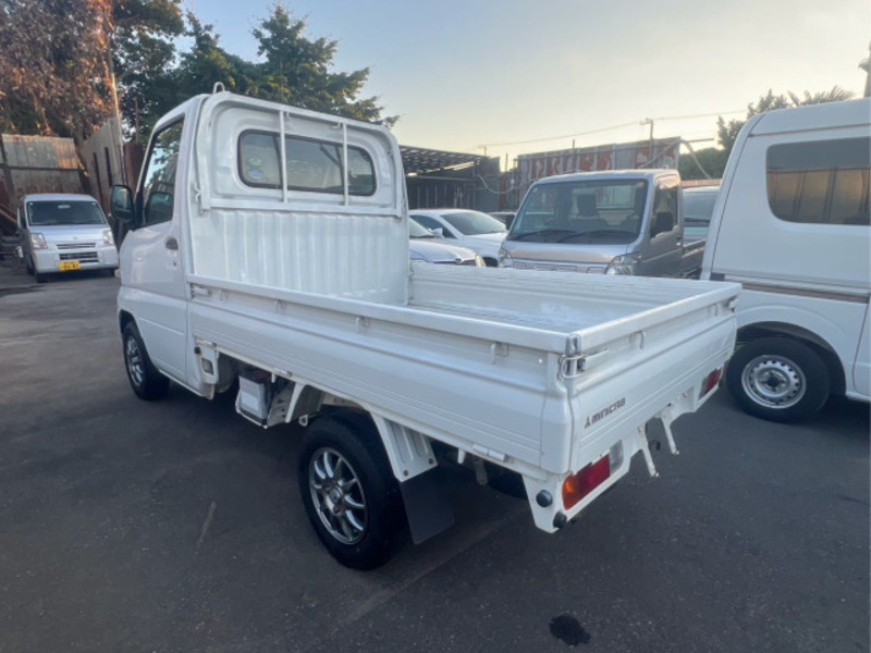 MINICAB TRUCK