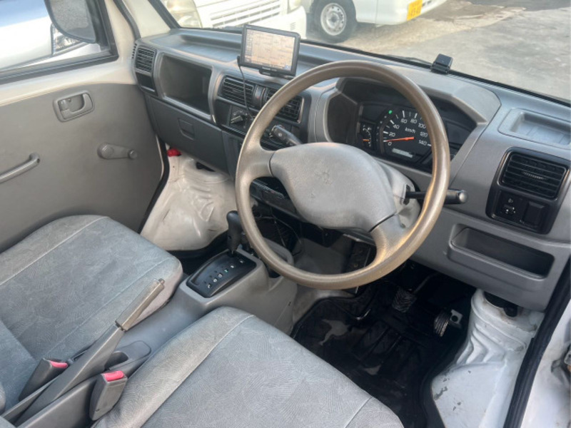 MINICAB TRUCK
