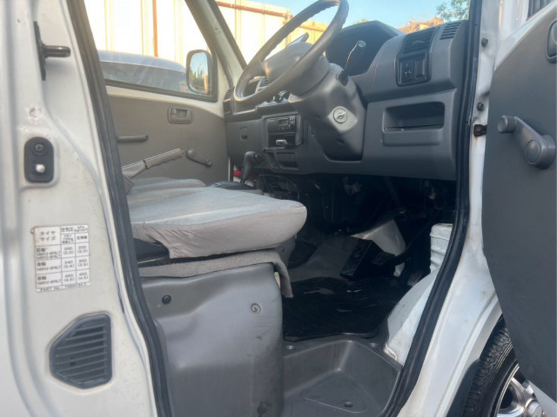 MINICAB TRUCK