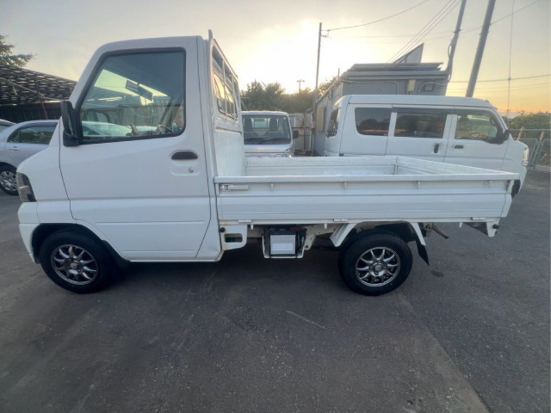 MINICAB TRUCK