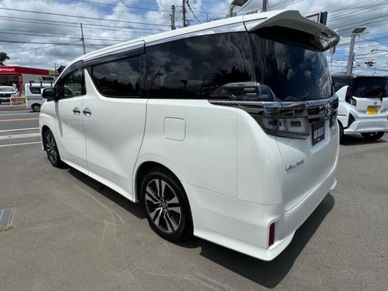 VELLFIRE