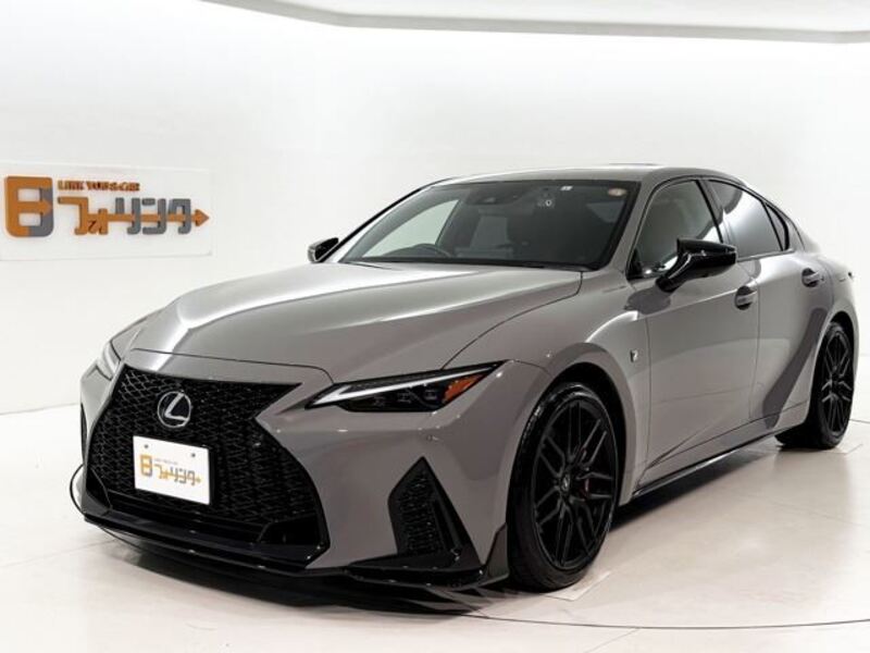 LEXUS IS