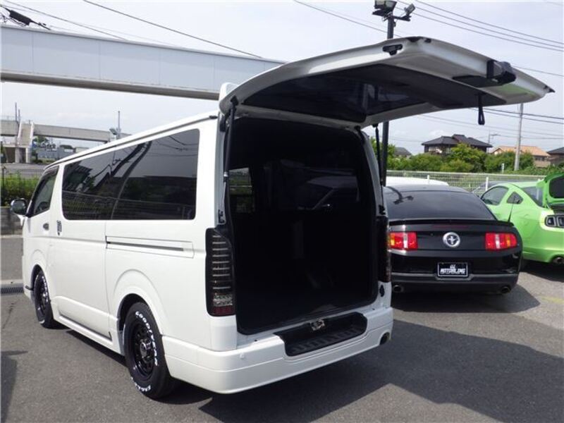 HIACE