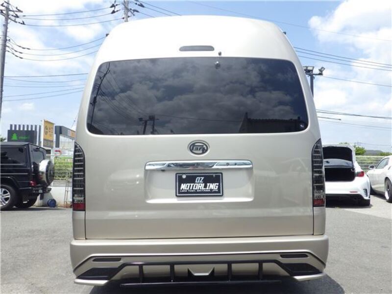 HIACE