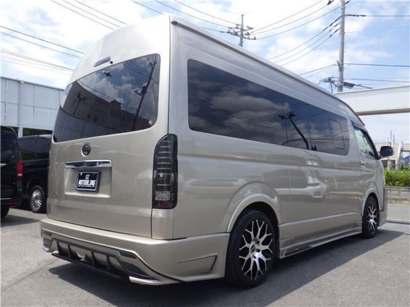 HIACE
