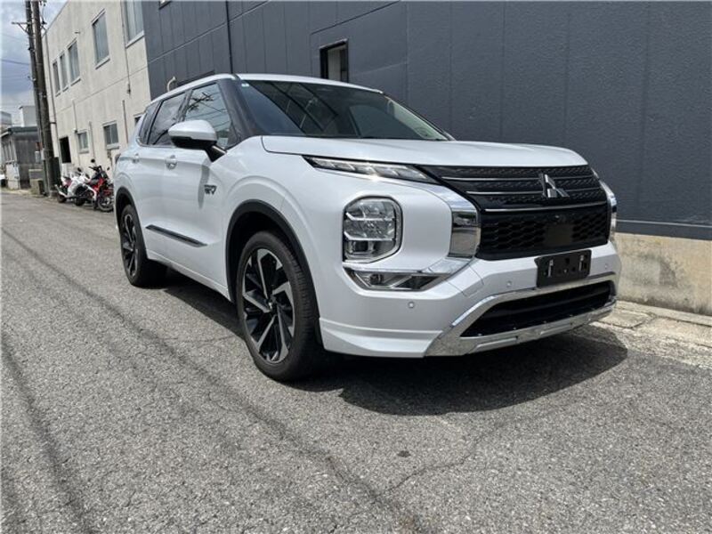MITSUBISHI OUTLANDER PHEV