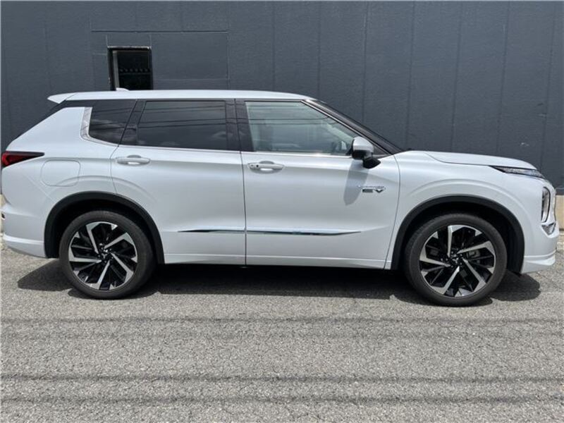 OUTLANDER PHEV
