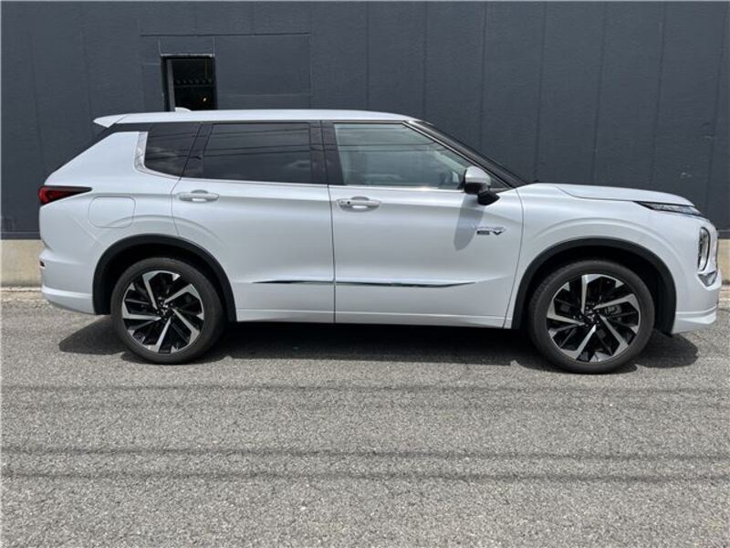 OUTLANDER PHEV