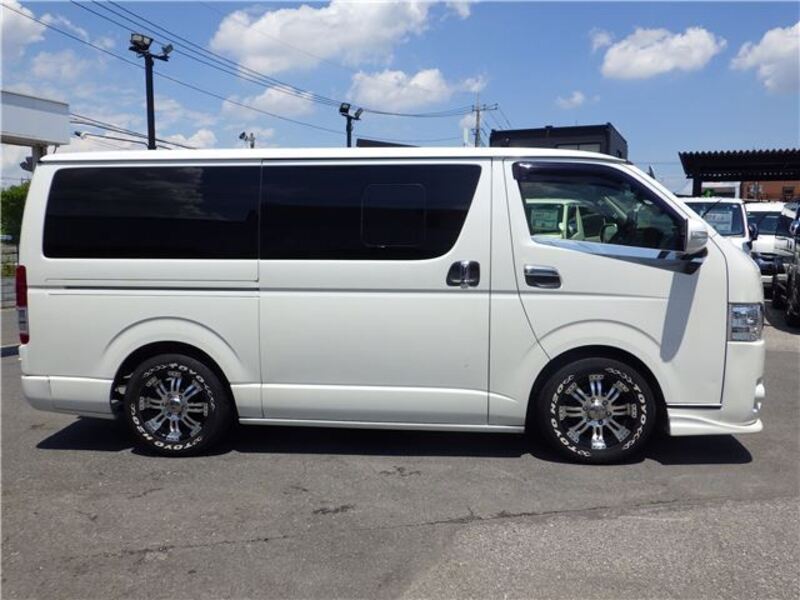 HIACE