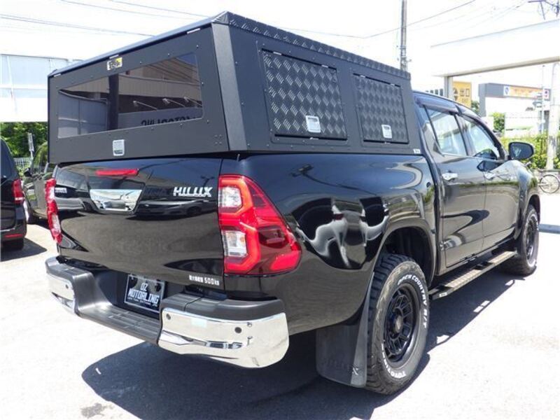 HILUX